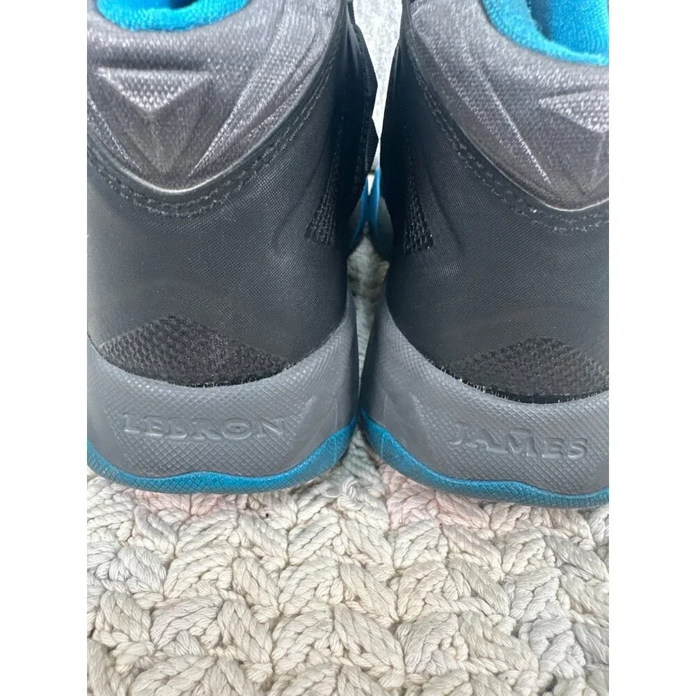 Nike Lebron Soldier VIII BG Boys Basketball Shoes Sz 5.5Y Black/Blue/Gray Pre-Ow
